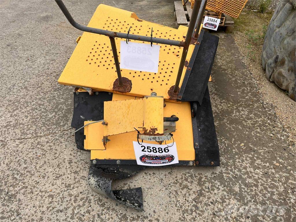 Volvo L220E højre bagskærm Citas sastāvdaļas