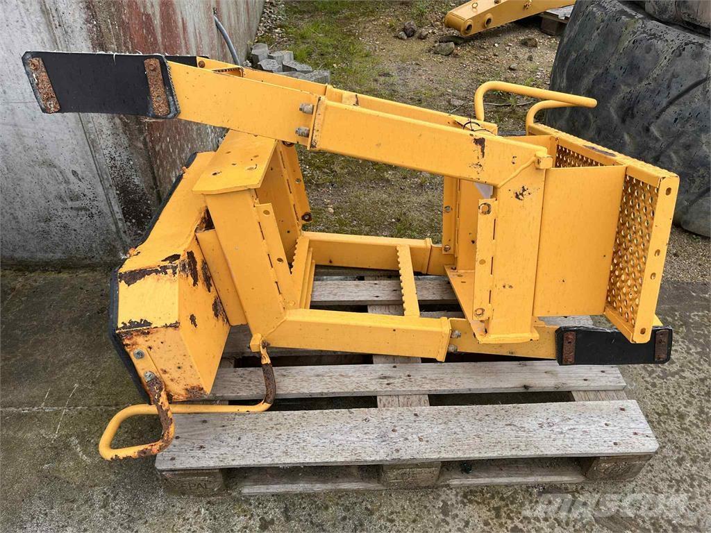 Volvo L220E trappe Citas sastāvdaļas