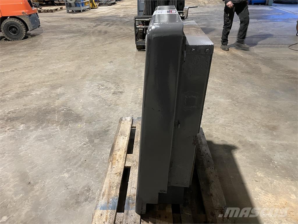 Volvo L70B kølerhjelm Citas sastāvdaļas