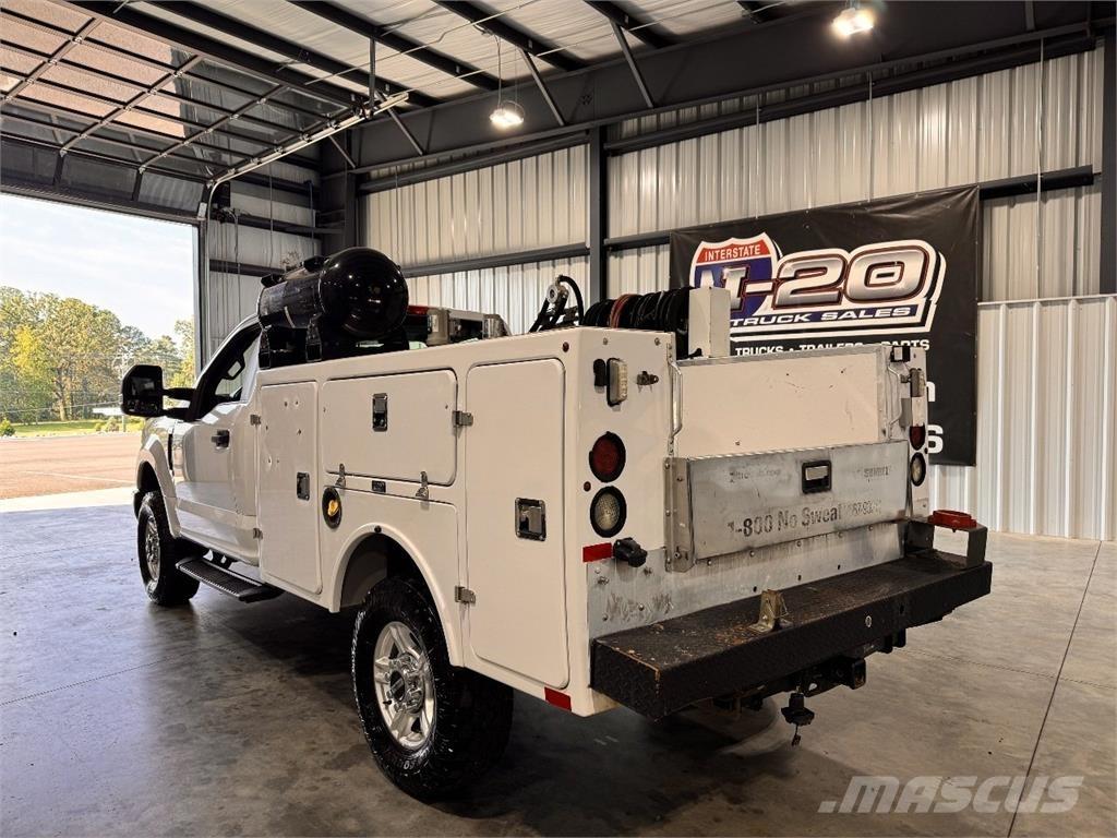 Ford F-250 Pilsētas atkritumvedēji