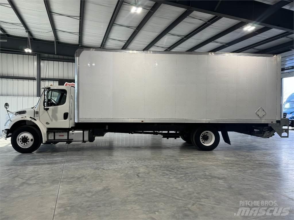 Freightliner M2 Furgons