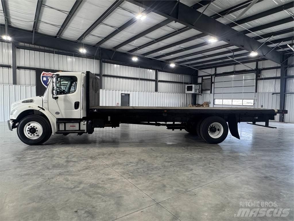 Freightliner M2 106 Platformas/izkraušana no sāniem