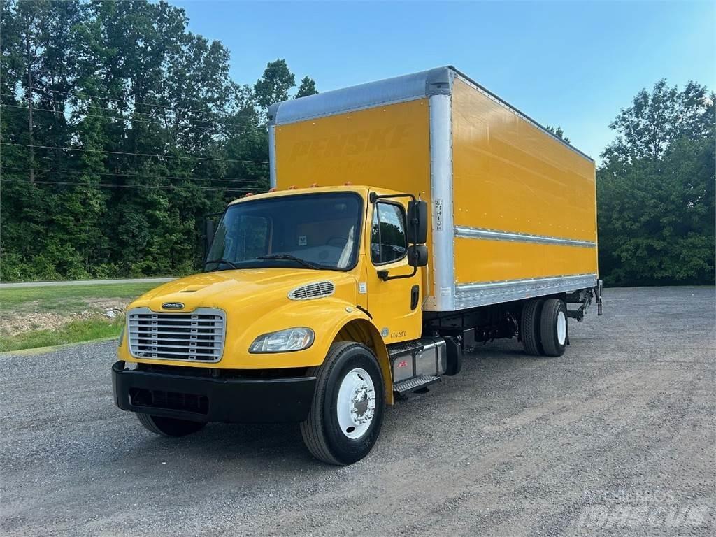 Freightliner M2106 Furgons