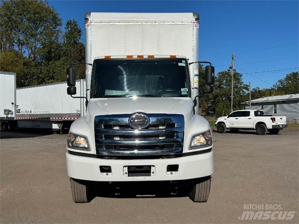 Hino 268 Furgons