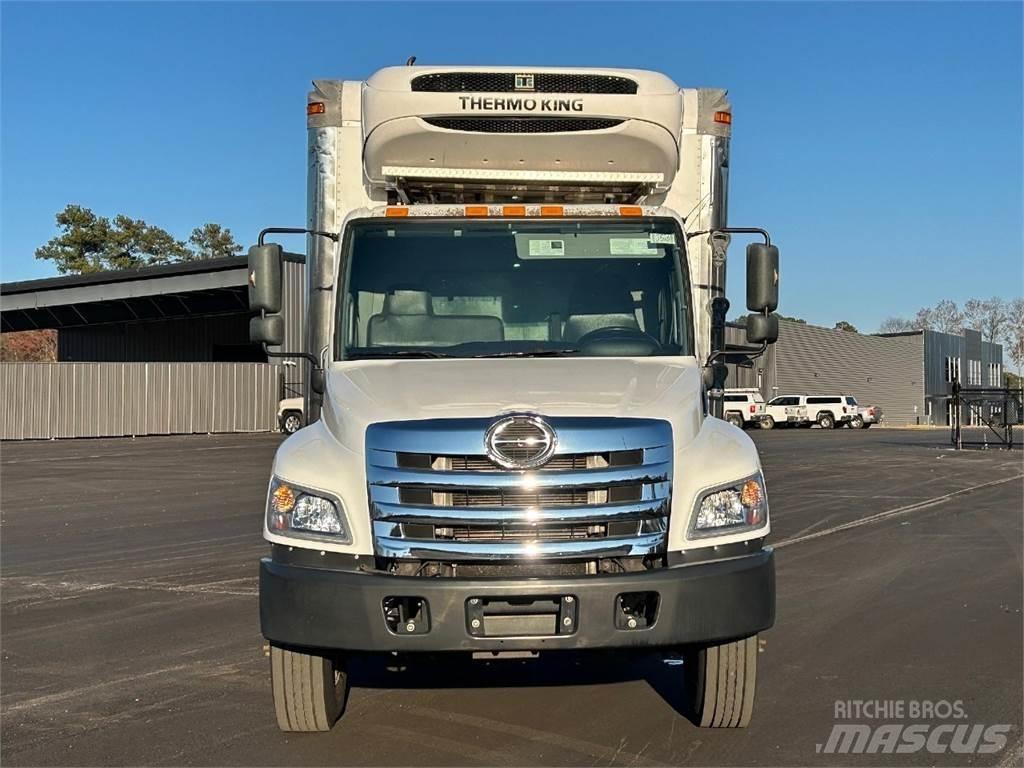 Hino 268 Kravas automašīnas - refrižeratori