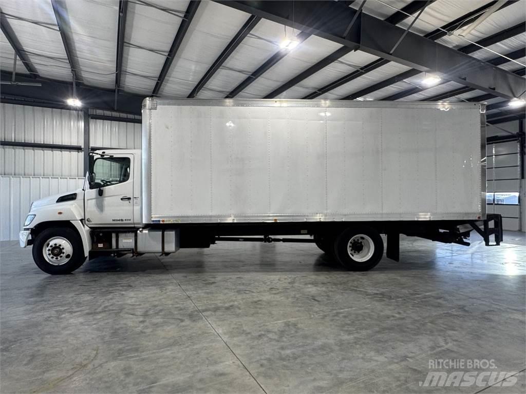 Hino 268A Furgons