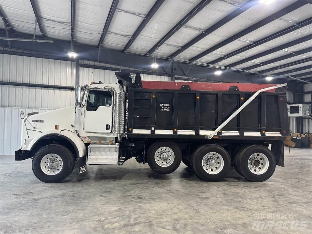 Kenworth T800 Pašizgāzējs