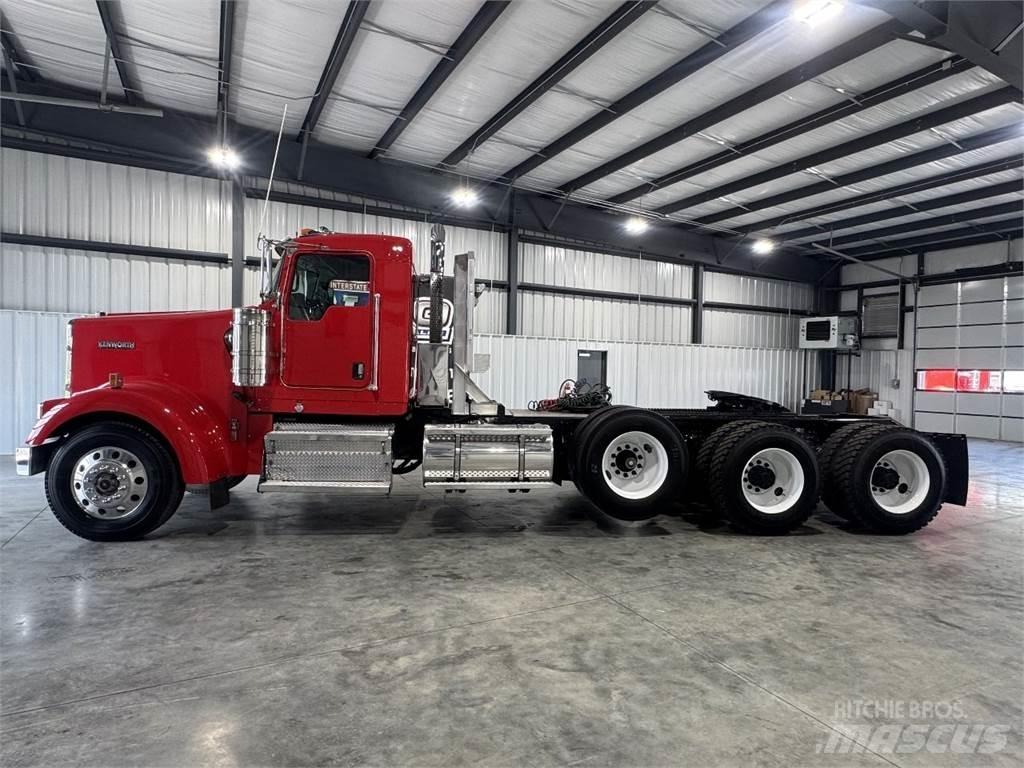 Kenworth W900 Vilcēji