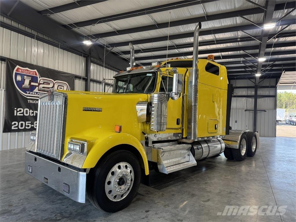 Kenworth W900L Vilcēji