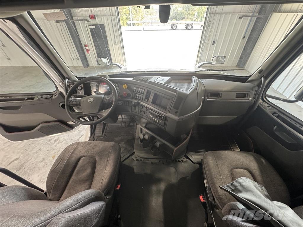 Volvo VNL760 Vilcēji