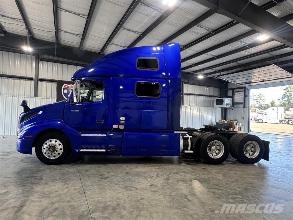 Volvo VNL860 Vilcēji