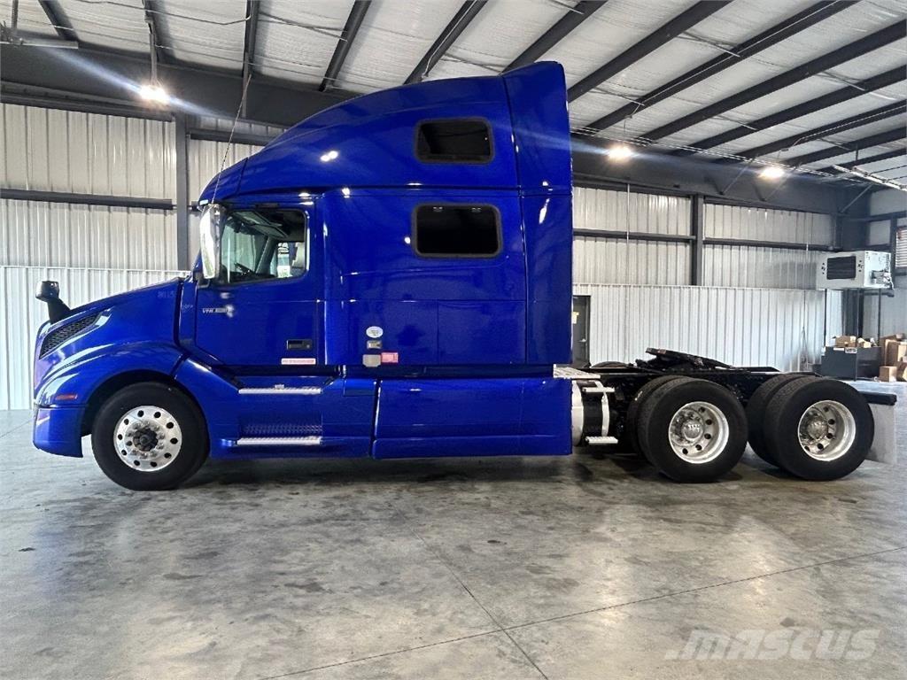Volvo VNL860 Vilcēji