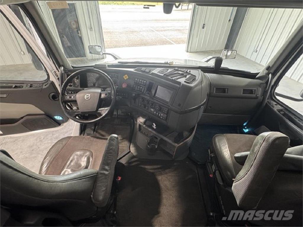 Volvo VNL860 Vilcēji