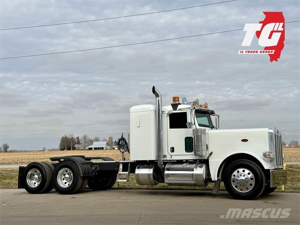 Peterbilt 389 Vilcēji