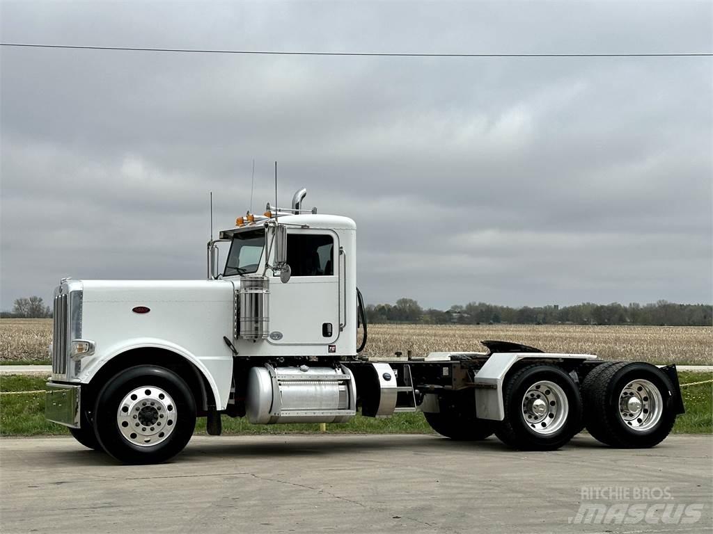 Peterbilt 389 Vilcēji