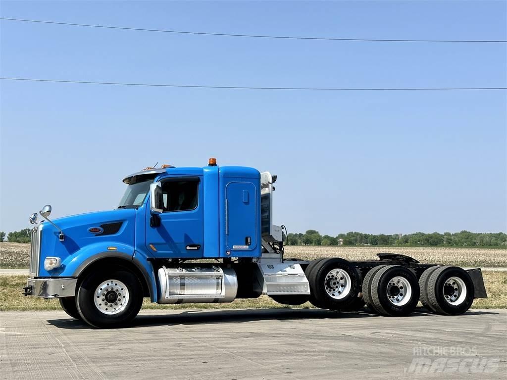 Peterbilt 567 Vilcēji