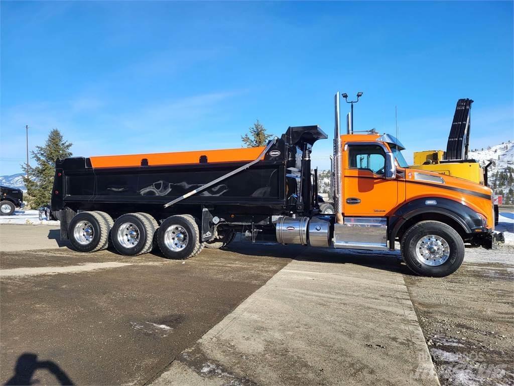 Kenworth T880 Pašizgāzējs