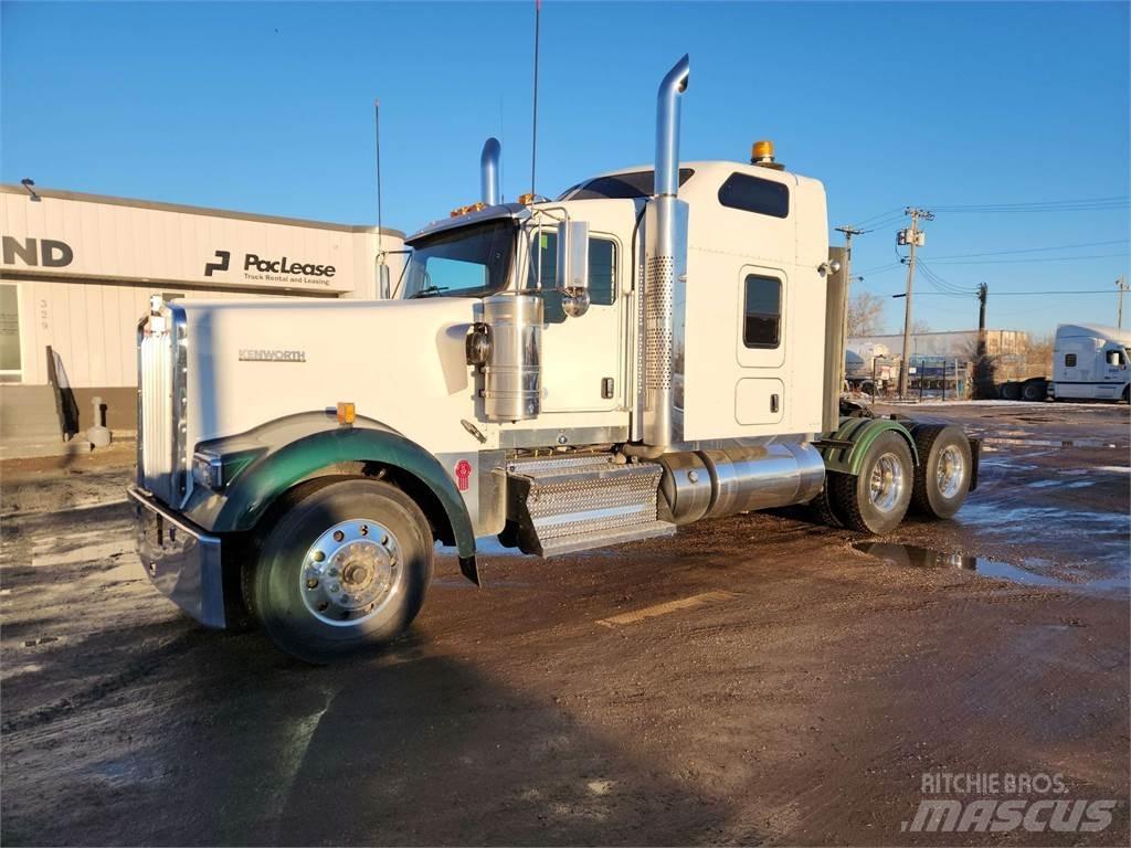 Kenworth W900L Vilcēji