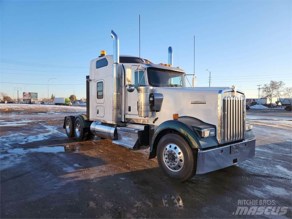 Kenworth W900L Vilcēji
