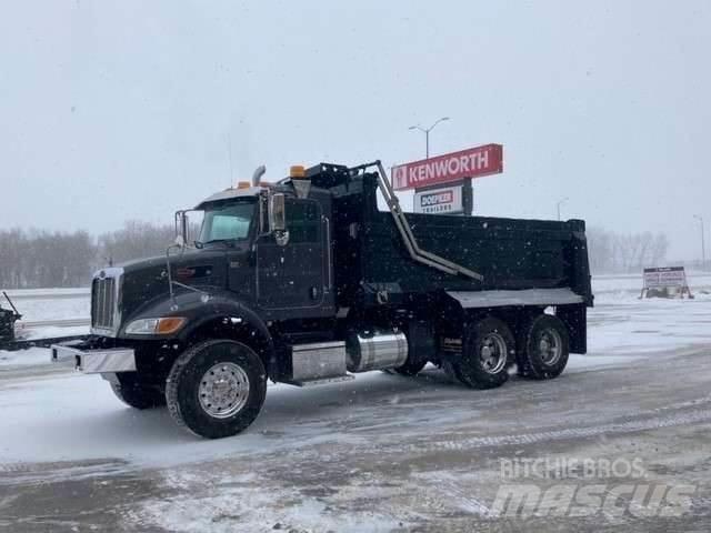 Peterbilt 348 Pašizgāzējs