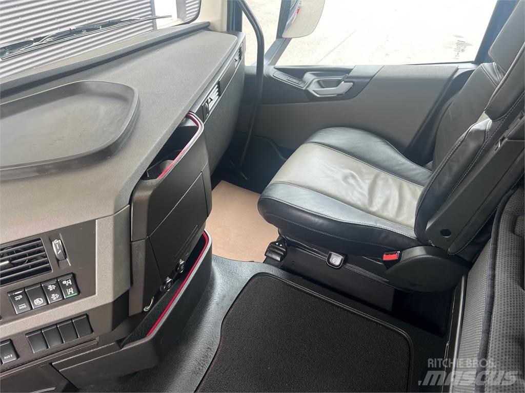 Volvo FH540 Kabeļu pacēlājs nomontējamām kravas mašīnām