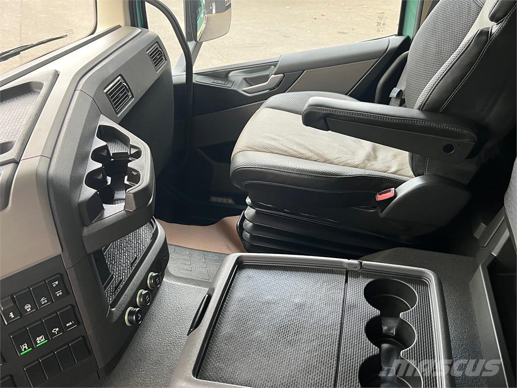 Volvo FM500 Globe Kabeļu pacēlājs nomontējamām kravas mašīnām