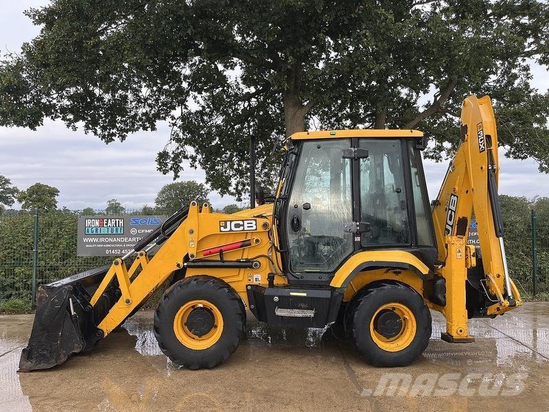 JCB 3CX Compact Kāpurķēžu ekskavatori