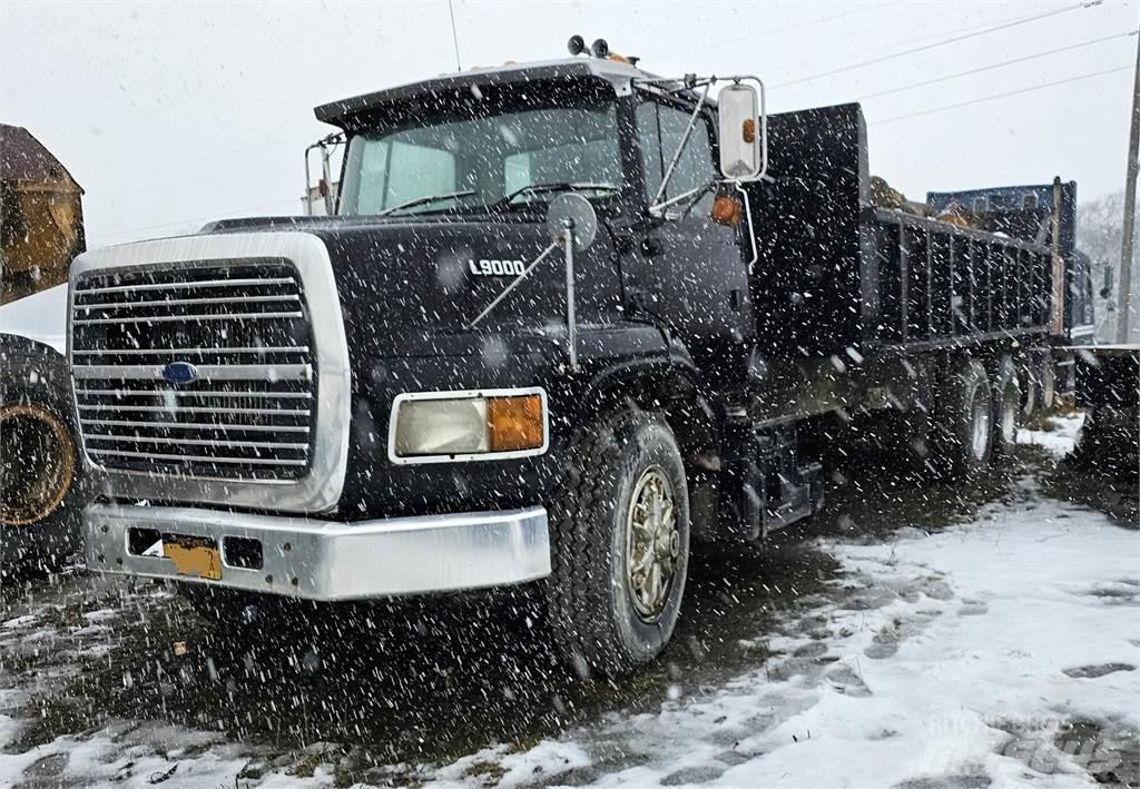 Ford L9000 Citas sastāvdaļas