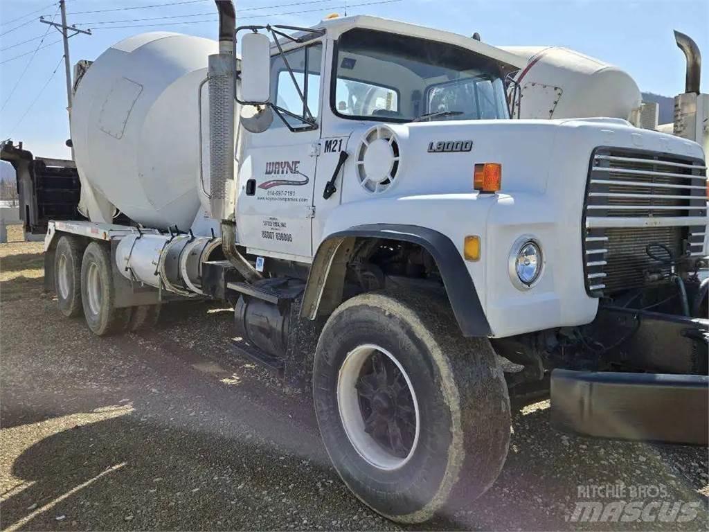 Ford L9000 Citas sastāvdaļas