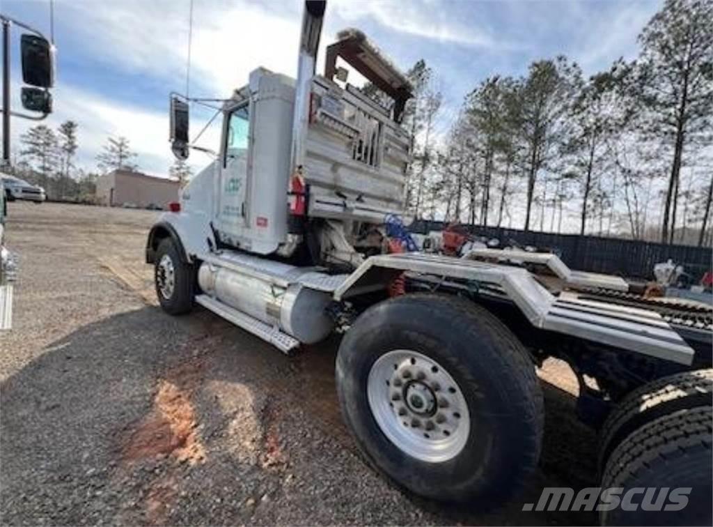 Kenworth T800 Citas sastāvdaļas