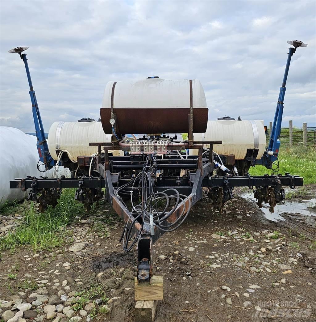 Kinze 3000 Citas sastāvdaļas