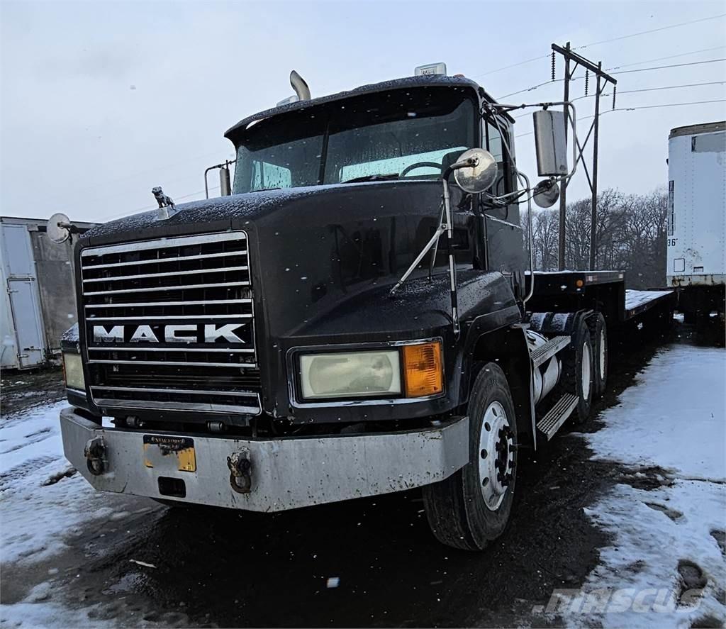 Mack CH613 Citas sastāvdaļas