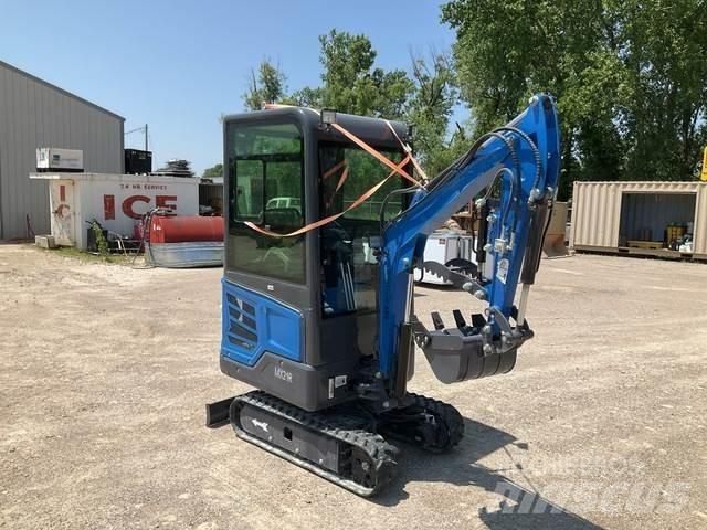 AGT MX21R Kāpurķēžu ekskavatori