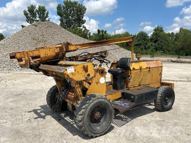 Arrow HJR1250 Hidrauliskie pāļu āmuri