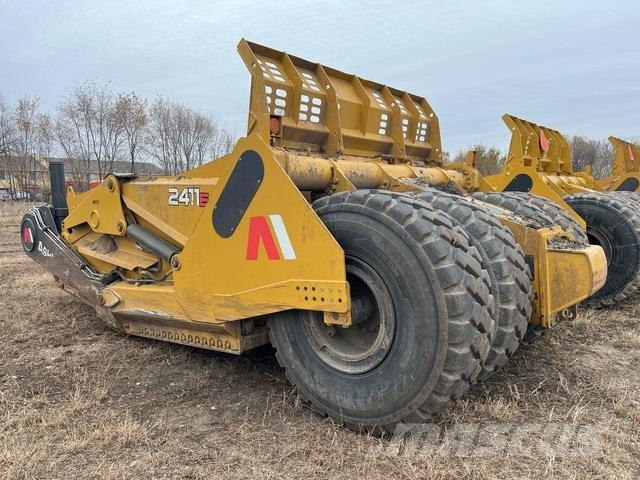 Ashland 2411E Skrēperi