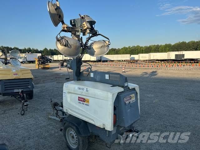 Atlas Copco V4 Gaismas torņi