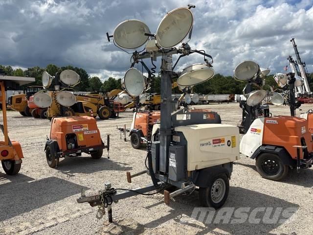 Atlas Copco V4 Gaismas torņi