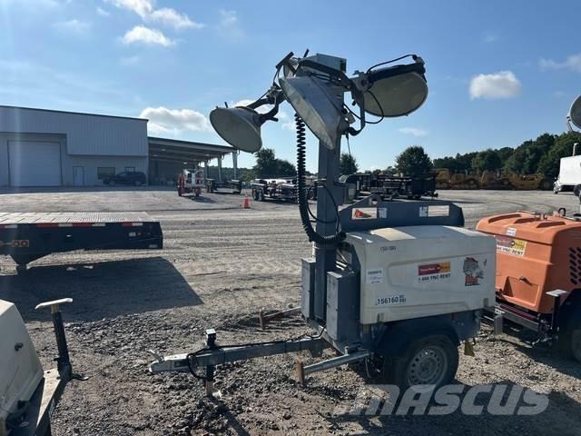 Atlas Copco V4 Gaismas torņi