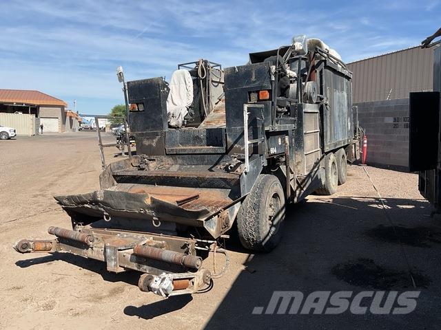 Bergkamp M1 Asfalta klājēji