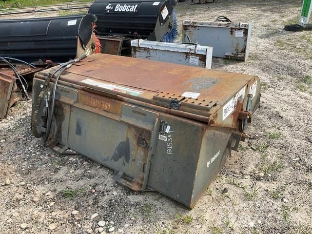 Bobcat 72 Ielu tīrīšanas mašīnas