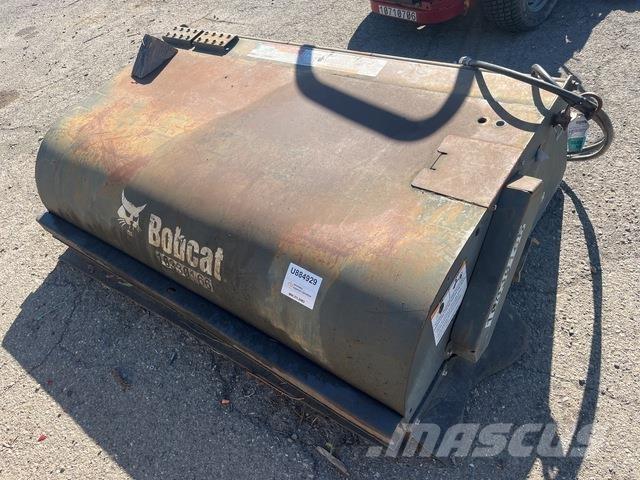 Bobcat 72 Ielu tīrīšanas mašīnas
