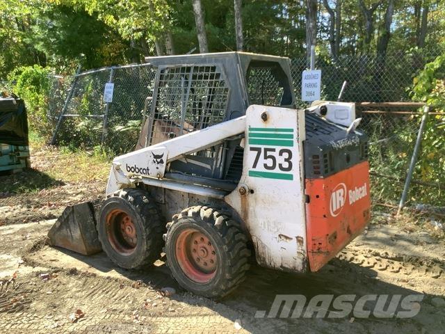 Bobcat 753 Lietoti riteņu kompaktiekrāvēji