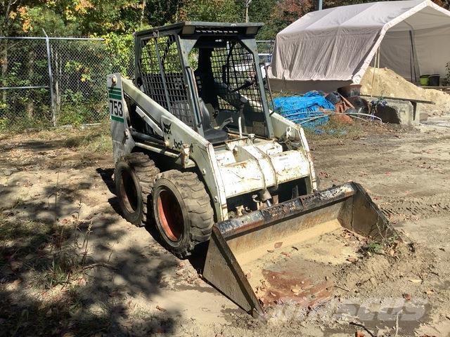 Bobcat 753 Lietoti riteņu kompaktiekrāvēji