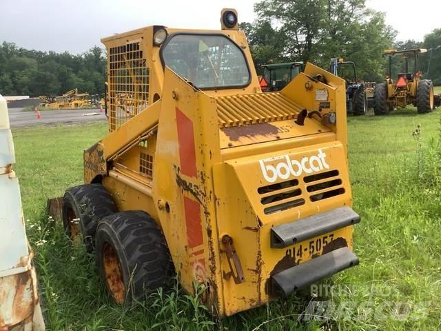 Bobcat 843 Lietoti riteņu kompaktiekrāvēji