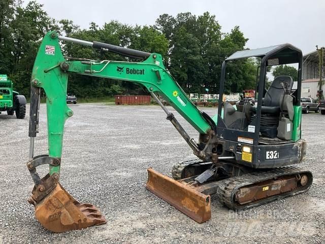 Bobcat E32i Kāpurķēžu ekskavatori