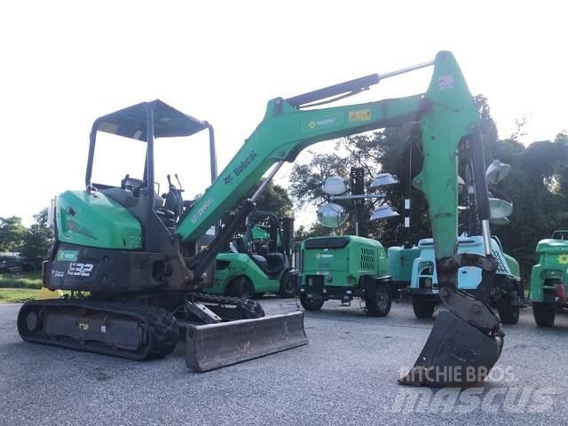 Bobcat E32i Kāpurķēžu ekskavatori