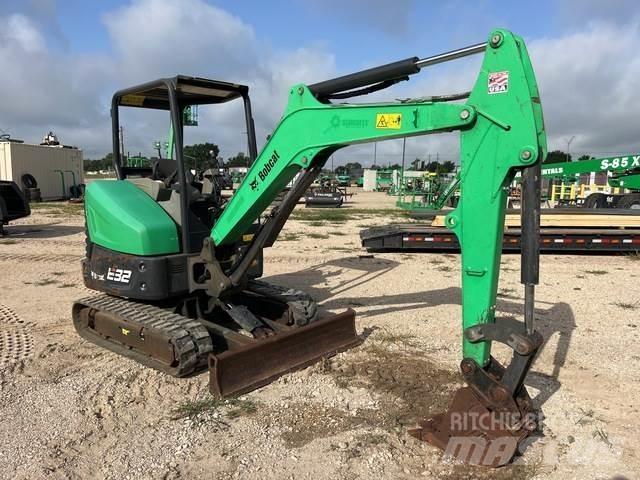 Bobcat E32I Kāpurķēžu ekskavatori