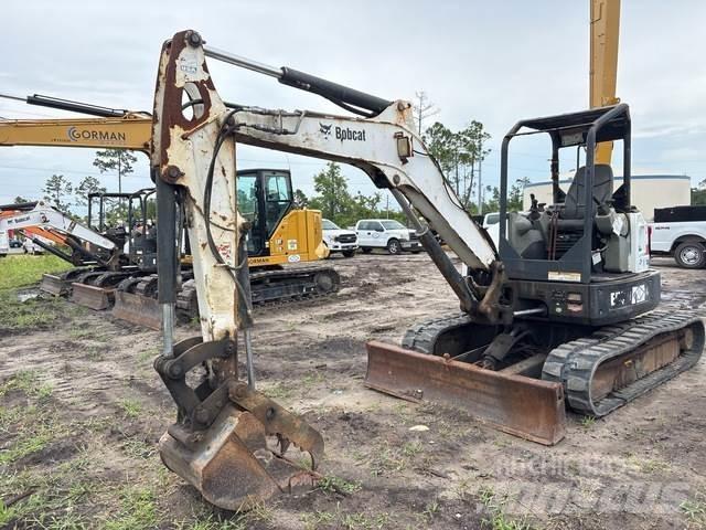 Bobcat E50 Kāpurķēžu ekskavatori