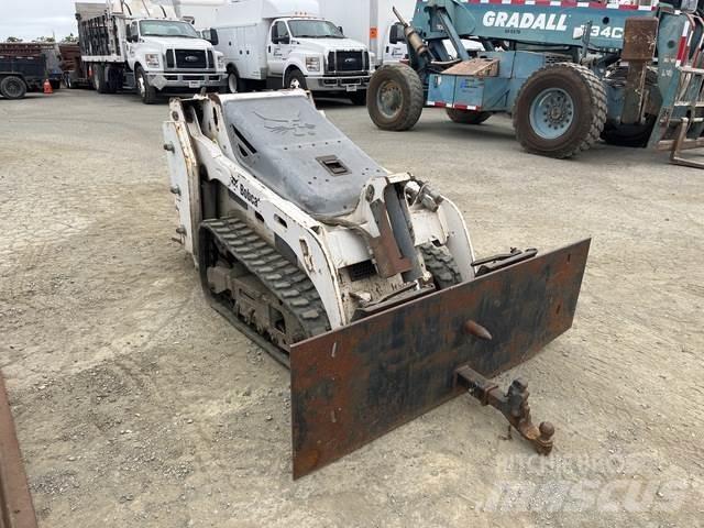Bobcat MT52 Lietoti riteņu kompaktiekrāvēji