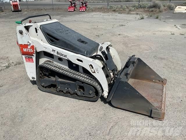 Bobcat MT55 Lietoti riteņu kompaktiekrāvēji